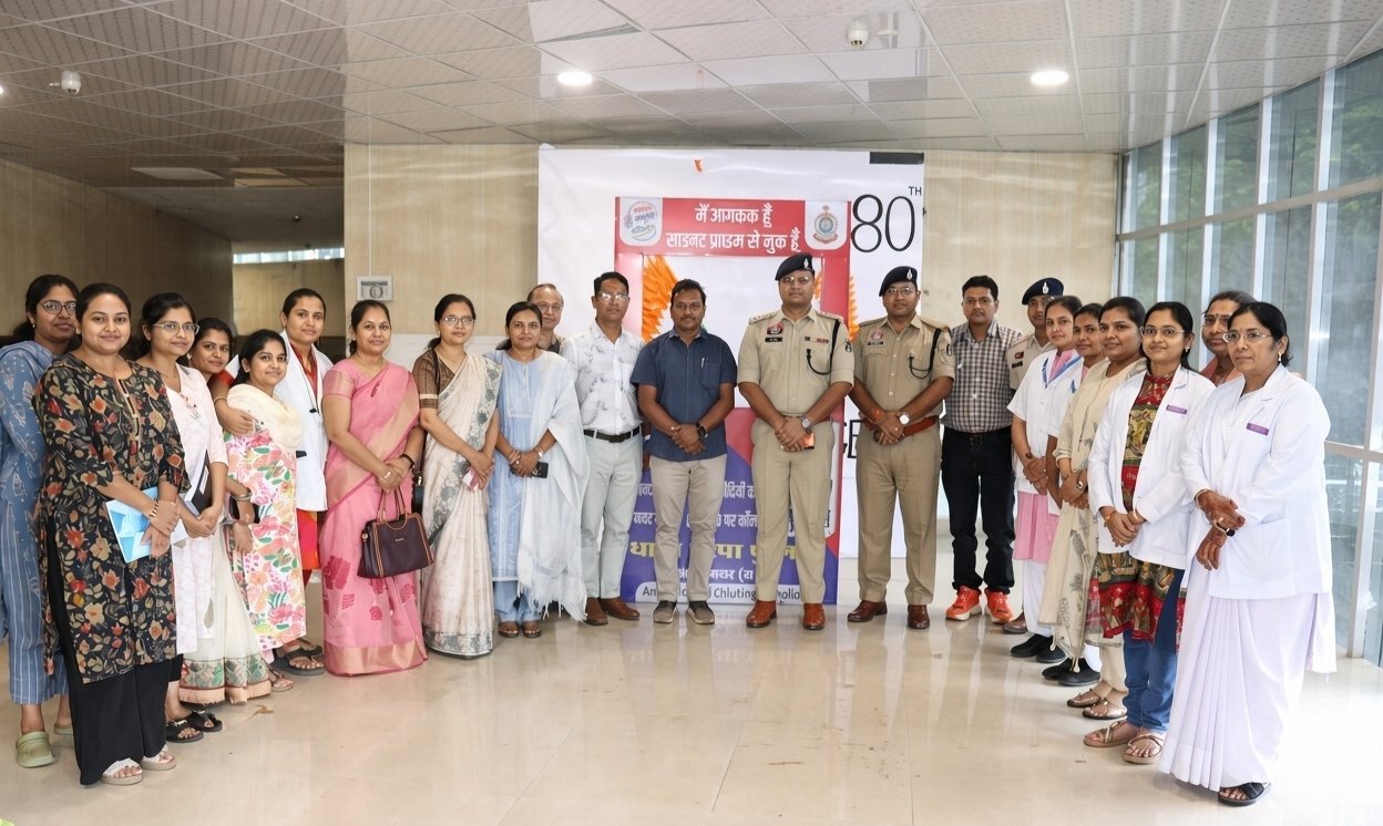 || छत्तीसगढ़ पुलिस द्वारा चलाए जा रहे साइबर जागृति अभियान के तहत दिनाँक 25.08.26 को बस्तर पुलिस द्वारा स्वर्गीय बलिराम कश्यप स्मृती शासकीय चिकित्सा महाविद्यालय डिमरापाल, जगदलपुर, में साइबर जागरूकता कार्यक्रम आयोजित किया गया ||